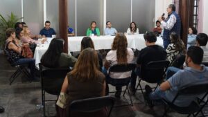 propone tere guerra impulsar actividades culturales artisticas y deportivas para construir la paz en culiacan reunion