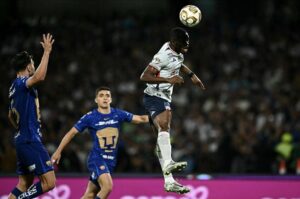 Pumas y Cruz Azul