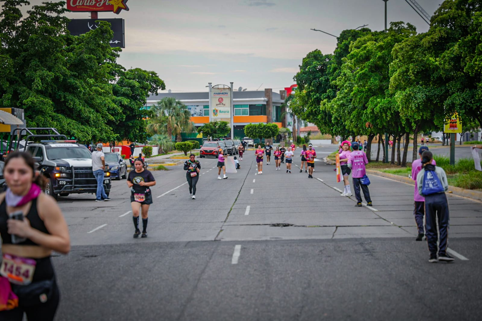 Realizan carrera "Recuérdame Bonito" en Culiacán