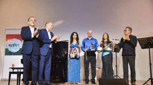 Se reapertura el Teatro Ingenio de Los Mochis con Grupo “Fúvola Trio” de piano y flauta