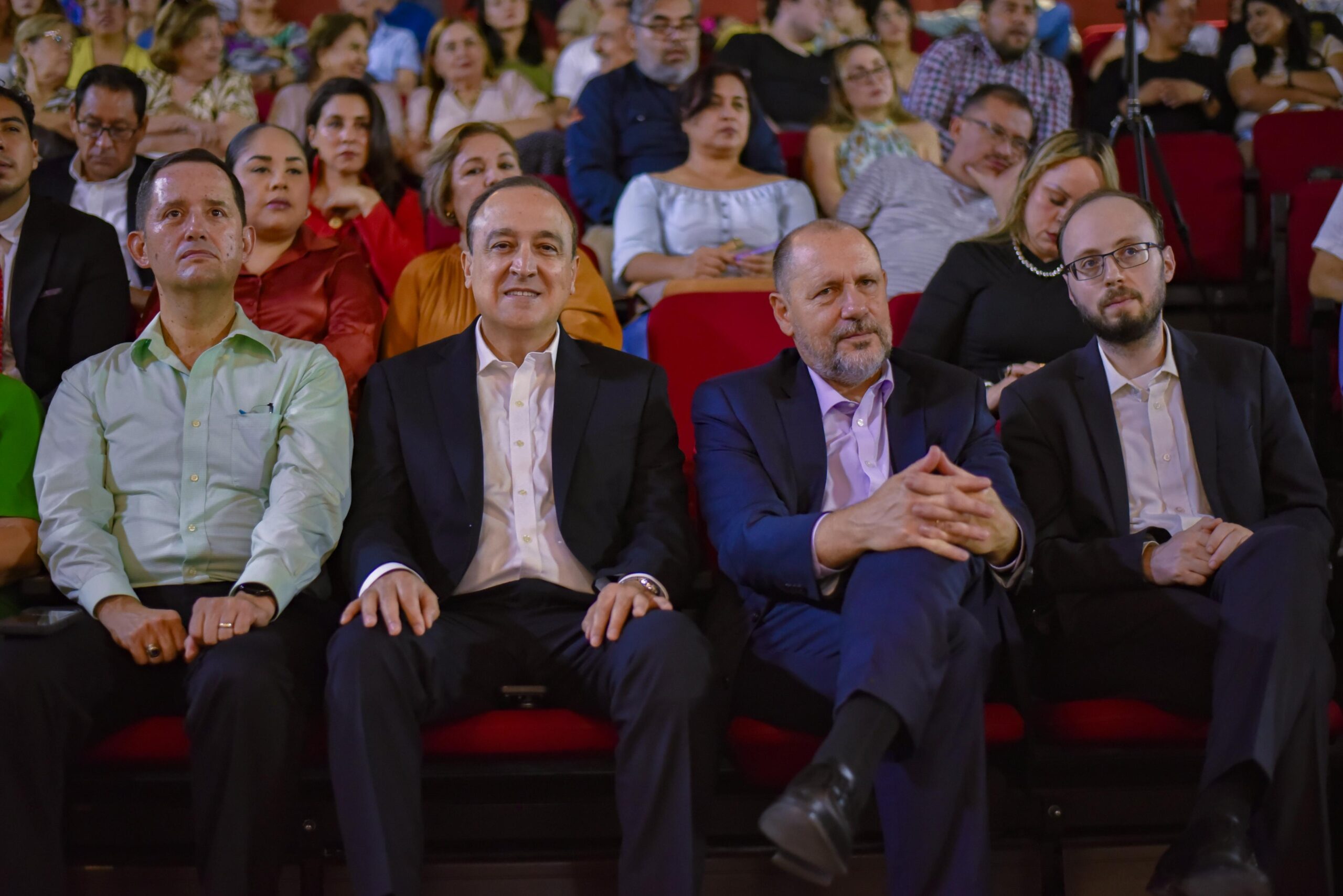Se reapertura el Teatro Ingenio de Los Mochis con Grupo "Fúvola Trio" de piano y flauta