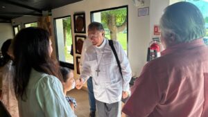 recibe los mochis al nuncio apostolico joseph spiteri sinaloa