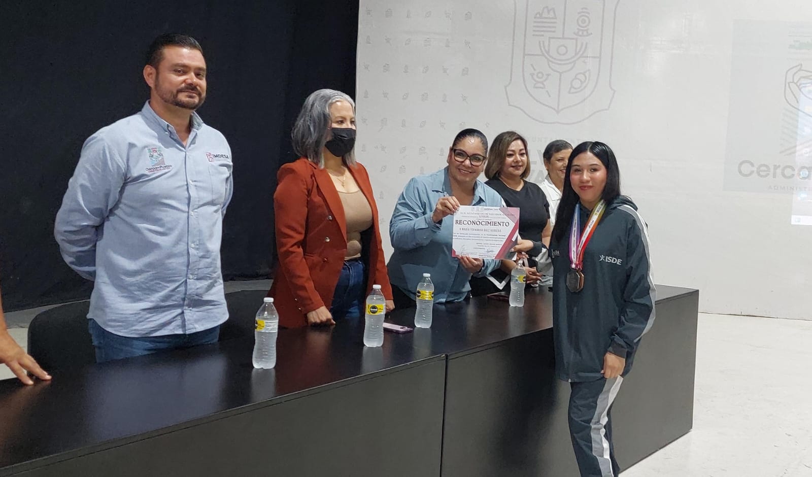 Reconocen a paratletas de Salvador Alvarado