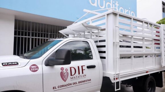 Habilitan refugio temporal en Mazatlán ante intensas lluvias; ofrecen alimentos, atención médica y resguardo