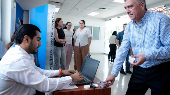 Por la transparencia institucional: UAS inicia registro biométrico de su personal en Sinaloa