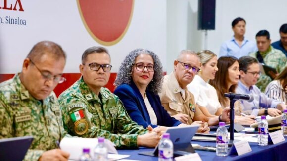 Reunión entre Graciela Domínguez y el sector empresarial y restaurantero de Mazatlán