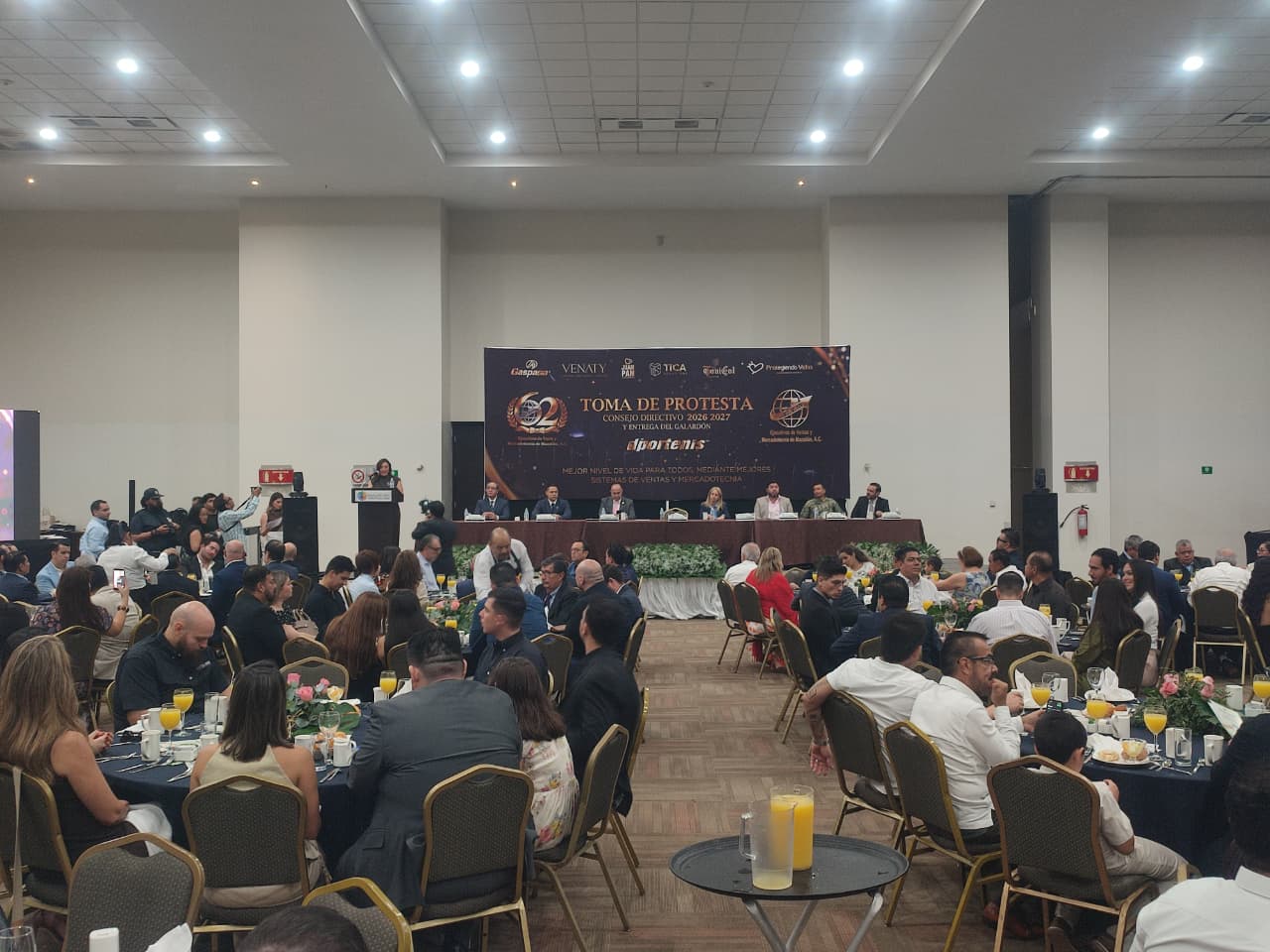 Rinde protesta nuevo Consejo Directivo de Ejecutivos de Venta y Mercadotecnia en Mazatlán