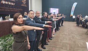 Rinde protesta el nuevo Consejo Directivo de Ejecutivos de Ventas y Mercadotecnia de Mazatlán, Sinaloa, en su 62 aniversario