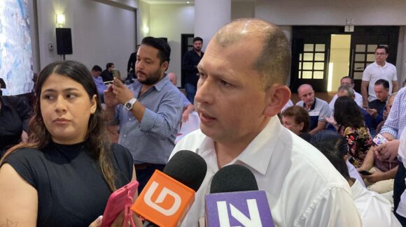 “En el PAS hay un espacio”: Robespierre Lizárraga se reúne con Estrada Ferreiro y sondea alianza con MC
