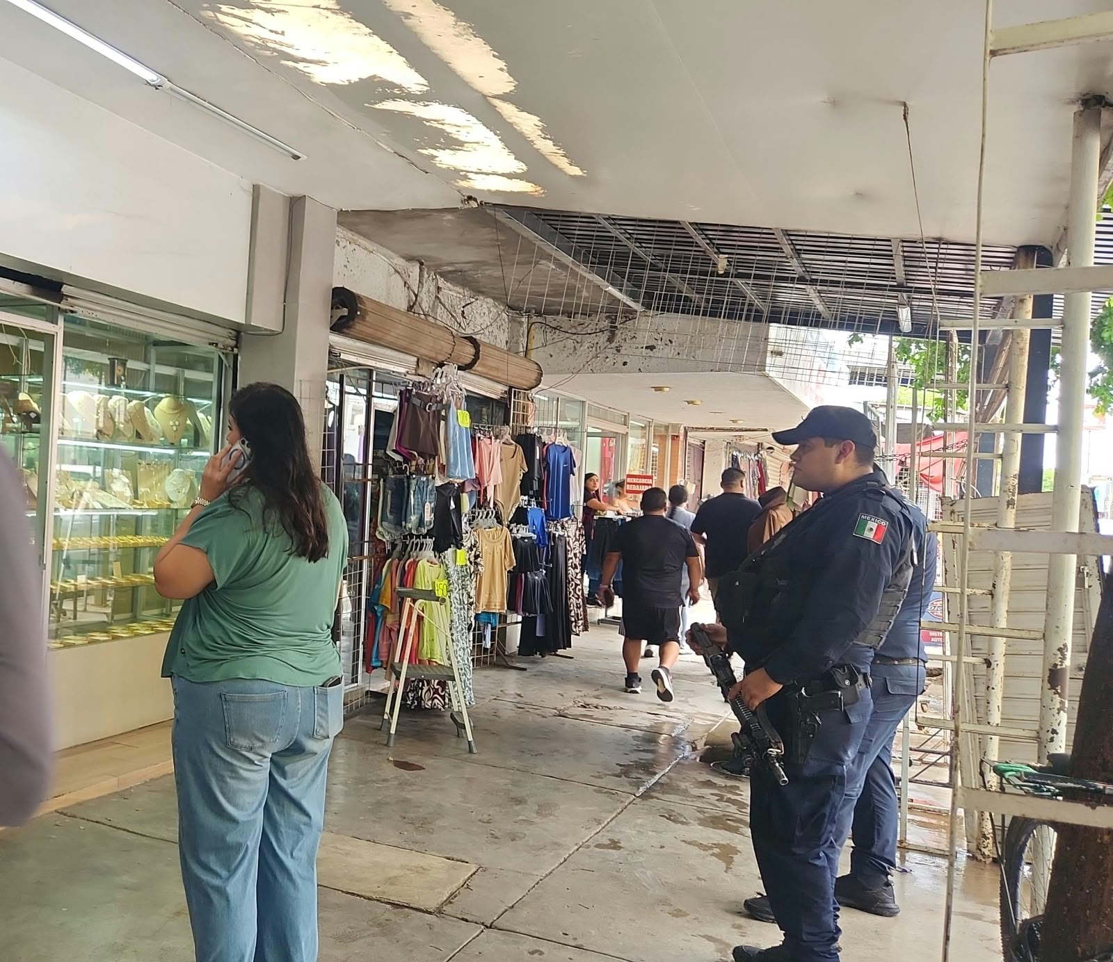 Roban joyería de regidora priista Mónica López en Guasave