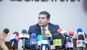 “Las nuevas formas no están cayendo a bien”: Rodolfo Valenzuela acusa falta de comunicación entre el Gobierno y Congreso de Sinaloa