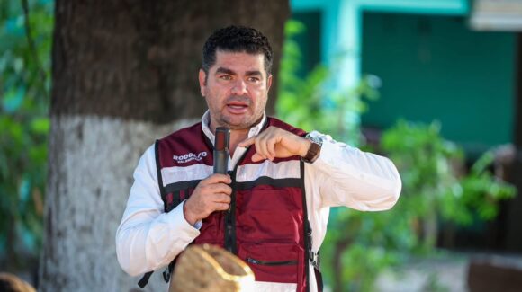 Rodolfo Valenzuela se registra por coordinación del Distrito 7 de Morena; busca llegar a la Cámara de Diputados