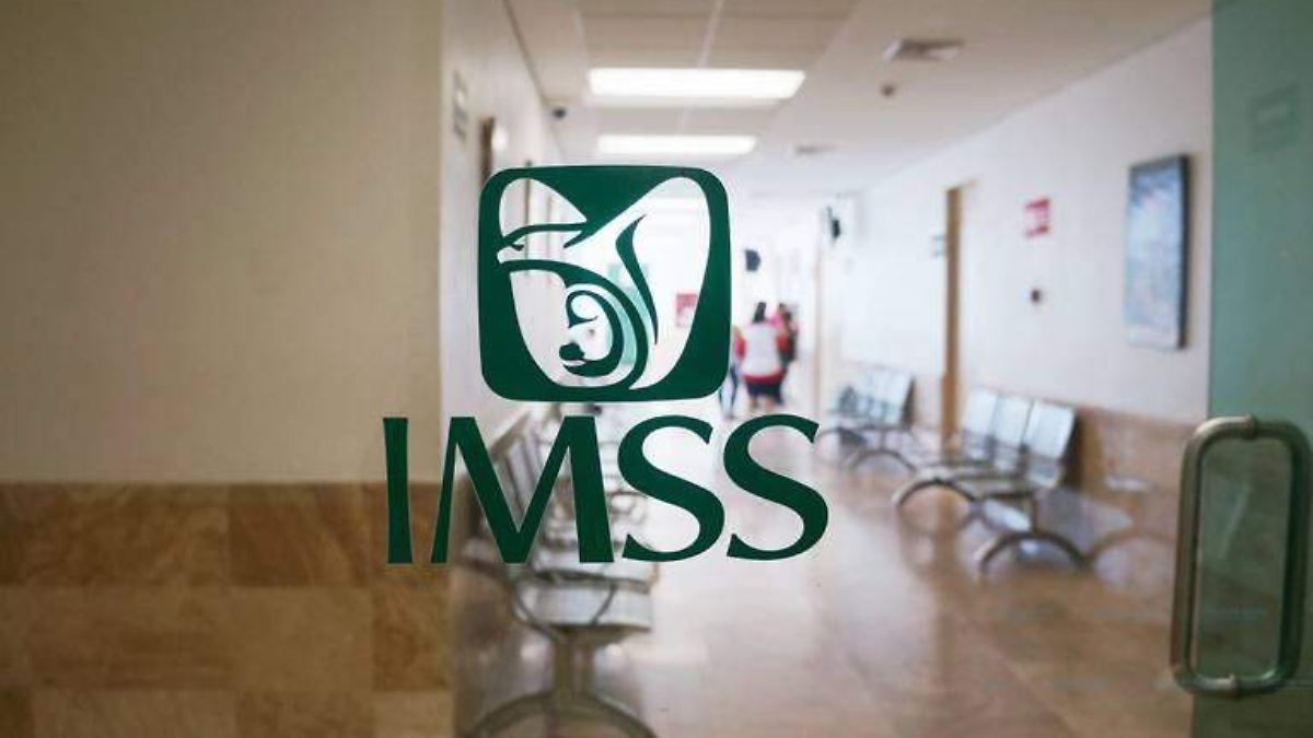 Sala de espera en hospital del IMSS