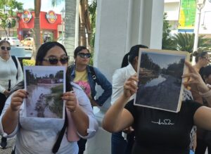 Vecinos se manifiestan en el Ayuntamiento de Culiacán y exigen mejores servicios
