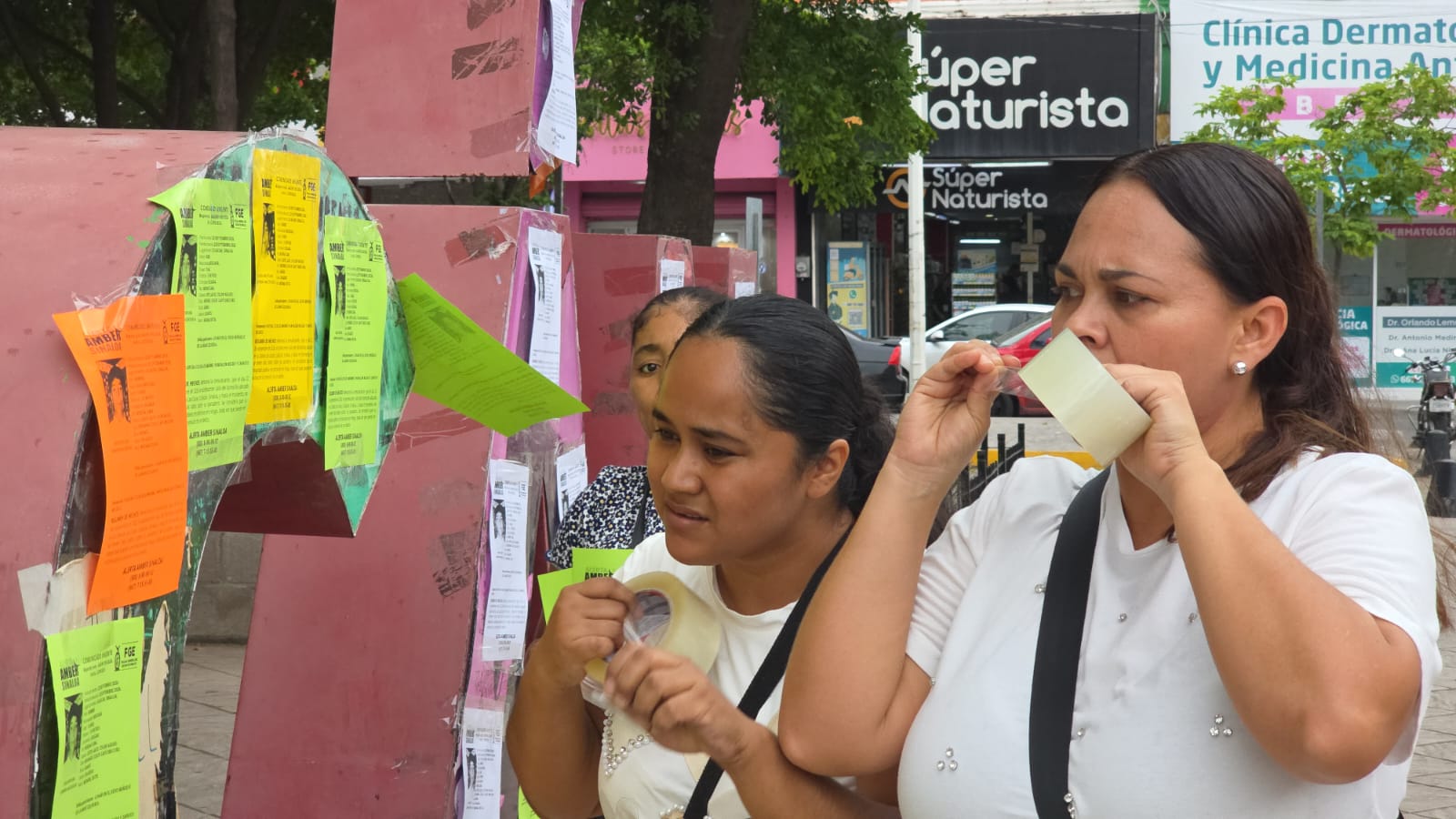 Se manifiestan por la desaparición de Jesús Venturas en las letras de Culiacán