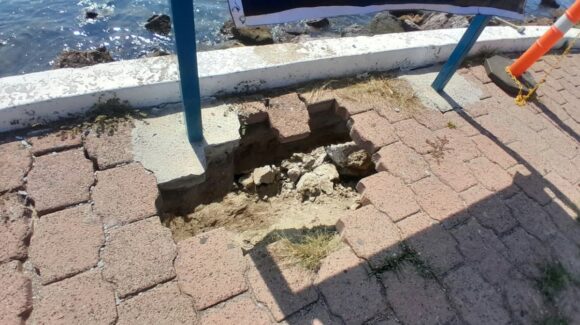 Se registra nuevo socavón en Mazatlán; activan cuadrilla de Obras Públicas en zona La Puntilla