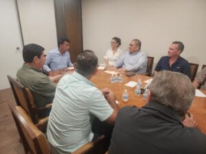 Se reúne nuevo secretario de Obras con constructores en Sinaloa