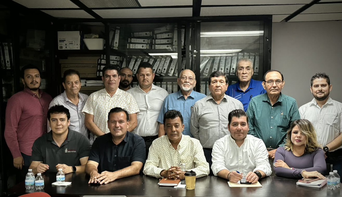 Colegio de Ingenieros Civiles, UAS y UAdeO se reúne con titular de Obras Públicas estatal