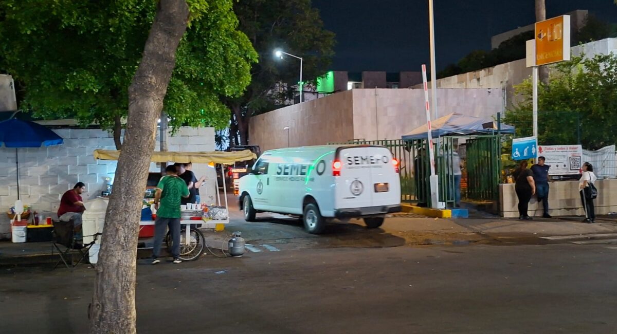 Muere mujer que resultó herida de bala junto con dos hombres tras ataque en taquería de Lomas del Sol, Culiacán, Sinaloa