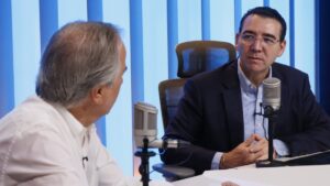 sergio el pio esquer peiro dirigente de movimiento ciudadano en sinaloa con luis
