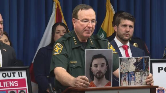 Megaredada en Florida deja 281 presuntos depredadores sexuales detenidos, entre ellos un exmickey, un entrenador y un marino