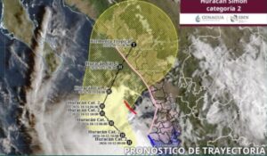 Huracán Simón ya es categoría 2; se ubica al sur de Mazatlán e impactaría Sinaloa el miércoles