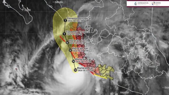 Simón se ubica muy cerca de las costas de Jalisco y Colima, mientras Rachel provoca inundaciones en Baja California