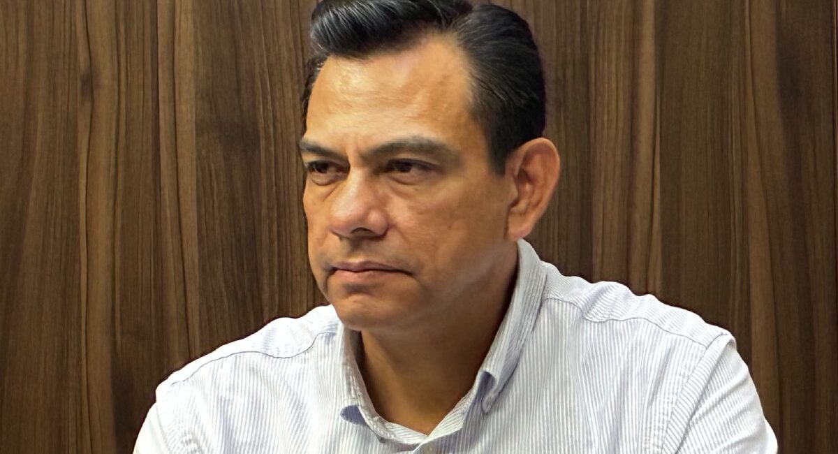 Canaco advierte lentitud en pagos a proveedores de uniformes escolares en Los Mochis, Sinaloa