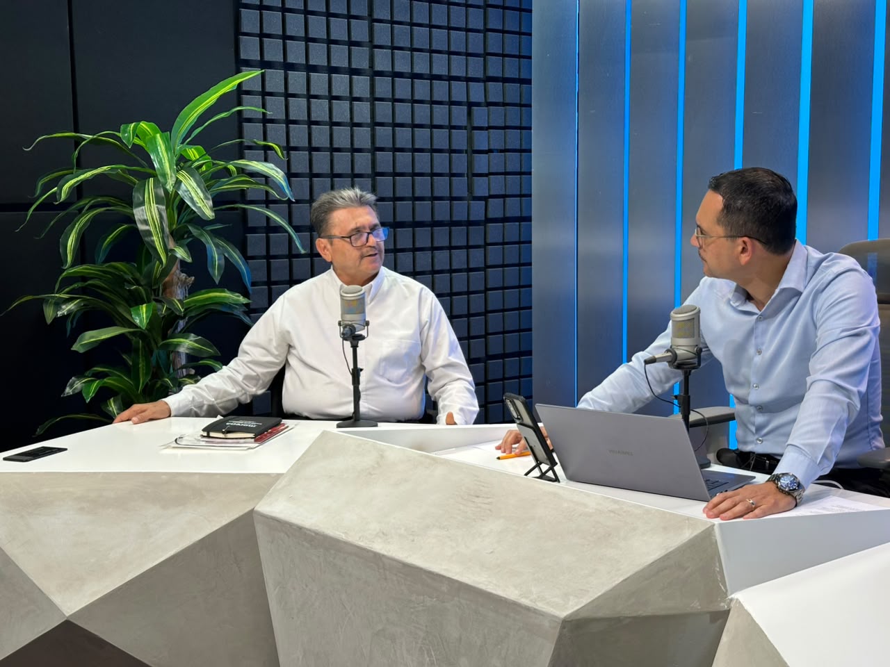 Sixto Rosas Hernández en entrevista con Omar de la Rocha
