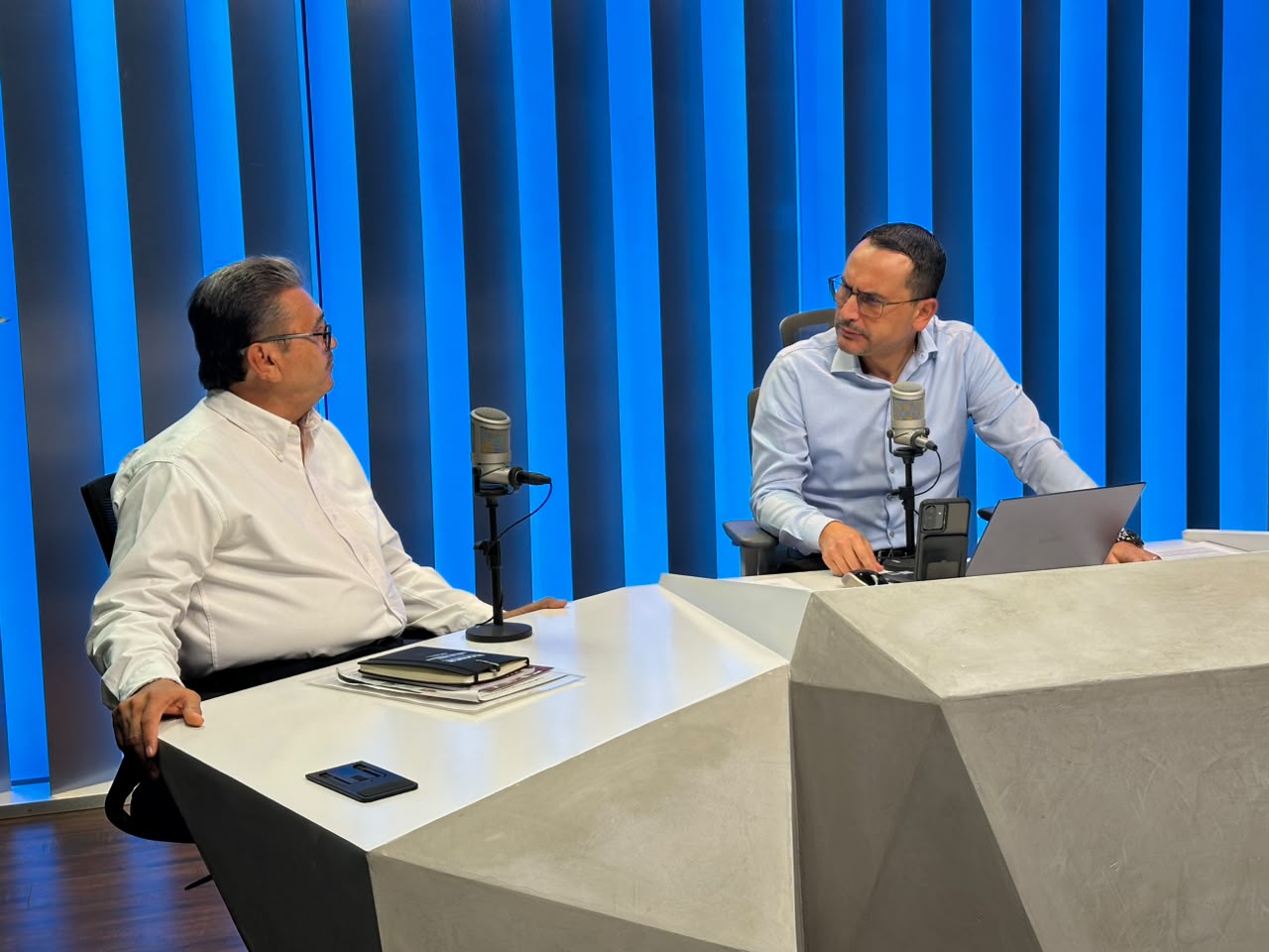 Sixto Rosas Hernández en entrevista con Omar de la Rocha