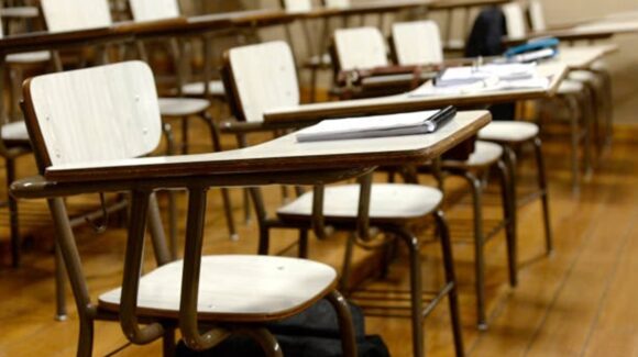 ¡No hay clases tampoco este martes en siete municipios de Sinaloa por el huracán “Simón”!
