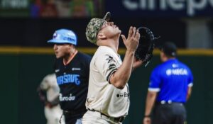 Tomateros pega primero ante Algodoneros con ataque tempranero en Culiacán