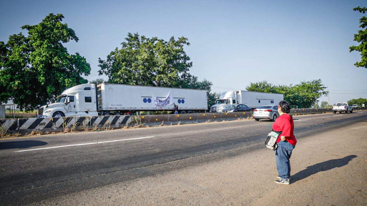 transportistas de sinaloa paralizan carreteras adultos