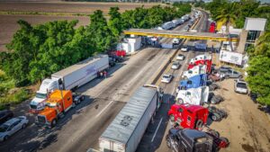 transportistas de sinaloa paralizan carreteras sin