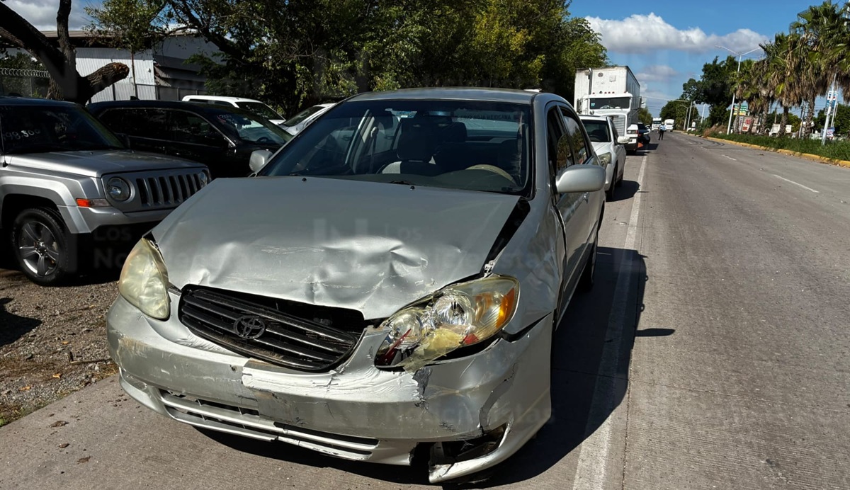 Tres heridos deja accidente múltiple en la Mochis-Topolobampo