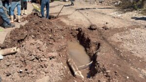 Vecinas de Campo 35 denuncian contaminación por aguas negras