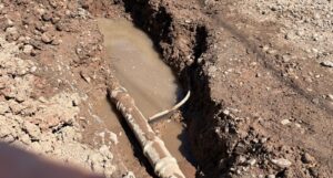 Vecinas de Campo 35 denuncian contaminación por aguas negras