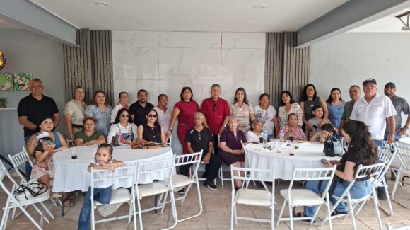 Tras más de 20 años de espera, vecinos de Virreyes sección INVIES, en Los Mochis, contarán con red eléctrica en 15 calles