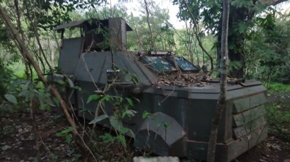 Asegura Marina cuatro vehículos, uno de ellos tipo monstruo y dos blindados, en campamento criminal en Escuinapa, Sinaloa