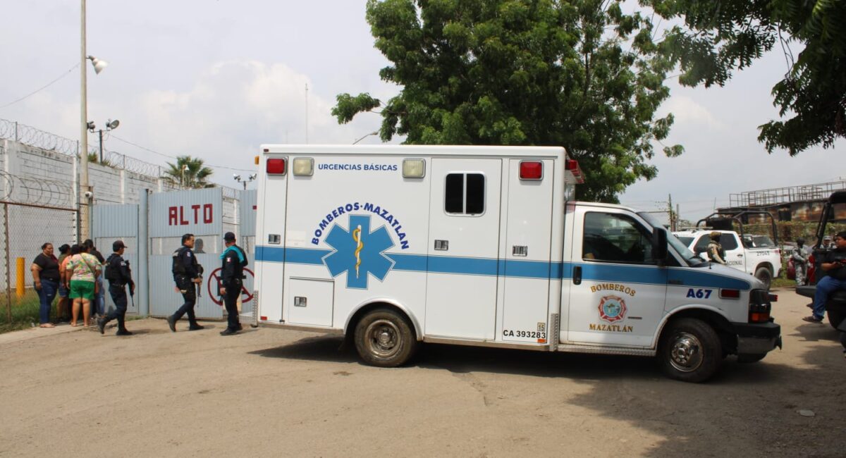 Dan de alta a nueve reos heridos tras balacera en el penal de Mazatlán, Sinaloa; continúan revisiones