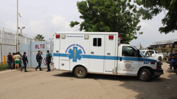 Dan de alta a nueve reos heridos tras balacera en el penal de Mazatlán, Sinaloa; continúan revisiones