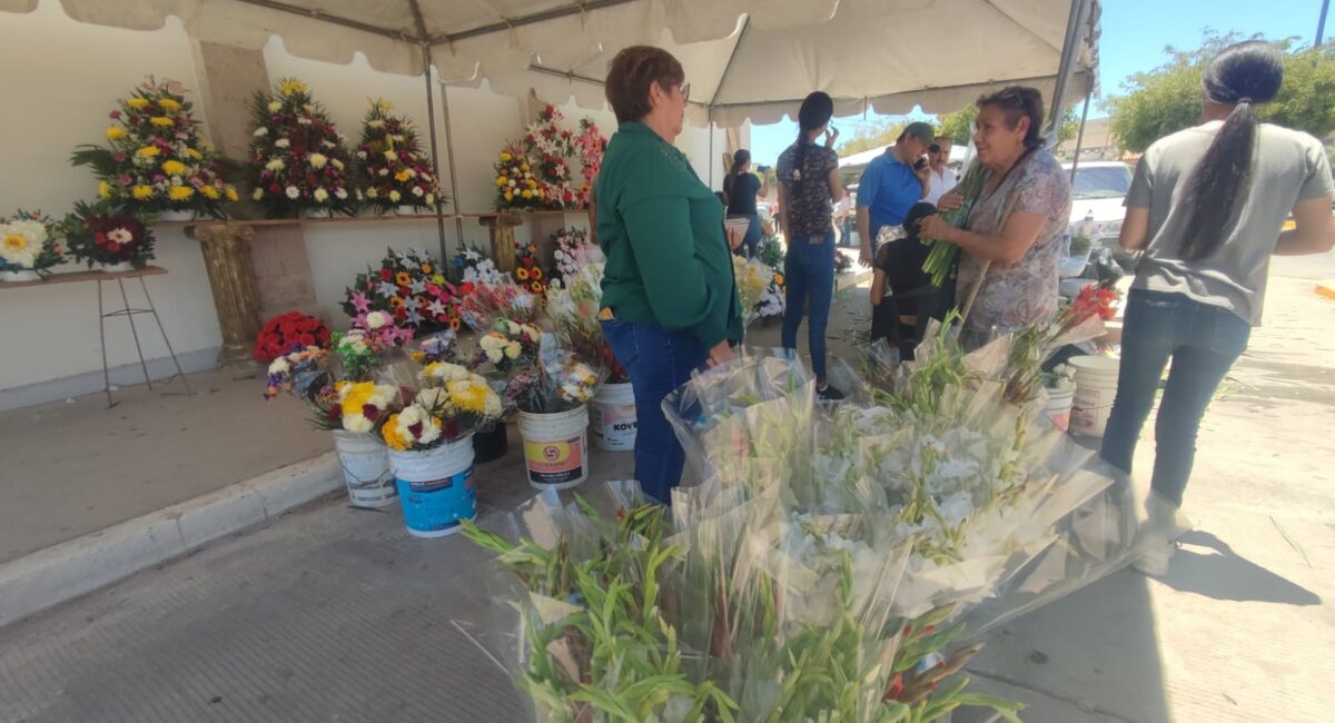 Se instalarán 90 vendedores por Día de Muertos en el panteón municipal de Guasave