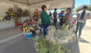 Se instalarán 90 vendedores por Día de Muertos en el panteón municipal de Guasave