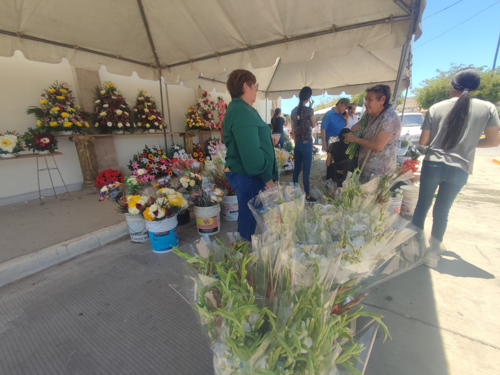 Se instalarán 90 vendedores por Día de Muertos en el panteón municipal de Guasave