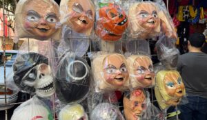 “Un respiro para la economía”; festejos de Halloween y Día de Muertos dejan repunte de hasta 90% en ventas en el centro de Culiacán