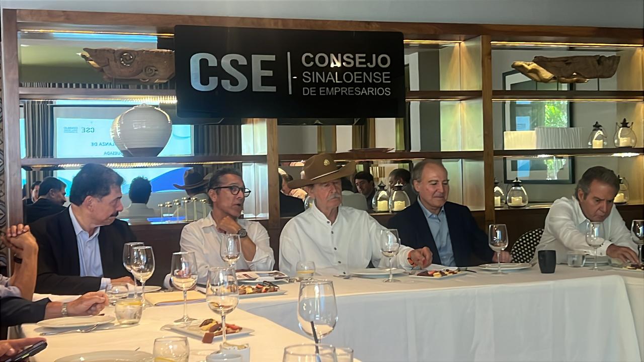 Vicente Fox se reúne con Consejo Sinaloense de Empresarios