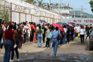 Se reanudan las visitas, dan acceso a familiares de reos al penal de Mazatlán